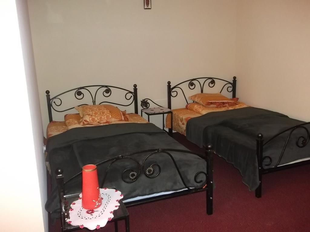 Pensiunea Lacul Albesti Albestii Paminteni Kamer foto